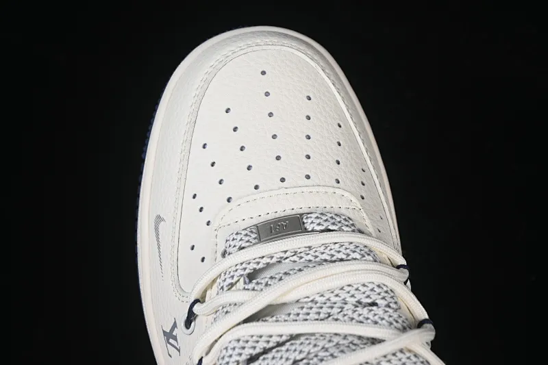 All categories Nk Air Force 1 Air Force series Nk Air Force 1 Low Air Force low-top Nike Air Force 1'07 Low LV joint flower blue hook drawstring Air Force 1 low-top casual sneakers DM6868-064